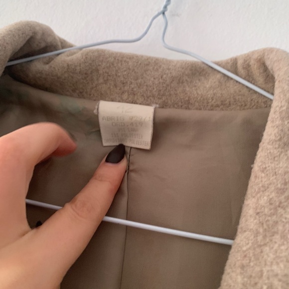 Wool mid-size - Picture 3 of 3